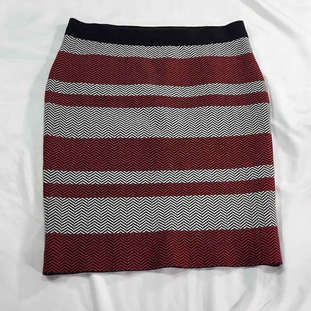 Elle Chevron Colorblock Pencil Skirt Size Medium Lot A